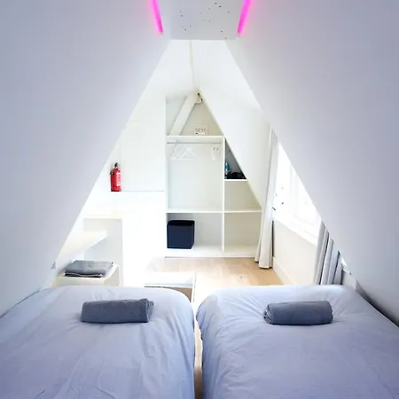 Roni Bed & Breakfast Amsterdam